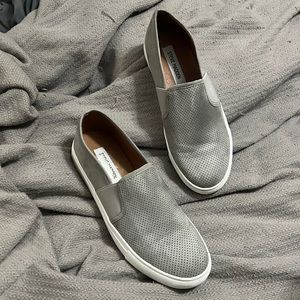 Steve Madden Klass suede slip on